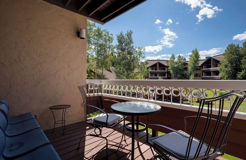Steamboat Springs Condo | TR1208 | Quiet Location in Building | Winter Shuttle | 10 Hot Tubs