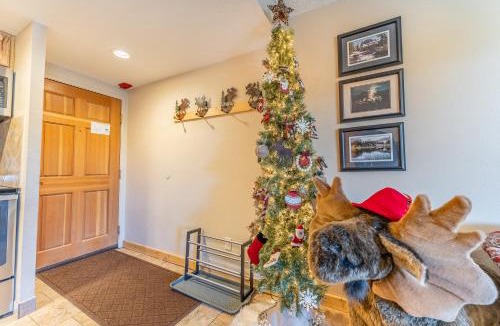 Peak 9 Apartment | Trails End 307 by Ski Country Resorts