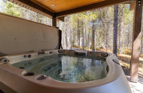 Island Park House | Trails End Lodge- Bills Island