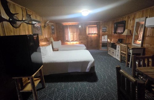 Dubois Hotel | Trails end motel