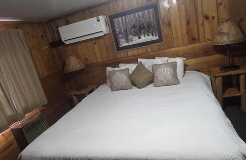 Dubois Hotel | Trails end motel