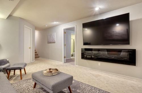 Dalton Gardens House | Tranquility Base - Family Fun Modern Farm House