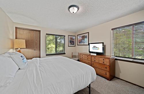 West Yellowstone House | Trapper 8