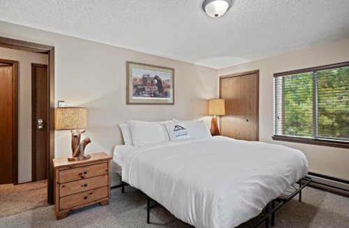 West Yellowstone House | Trapper 8