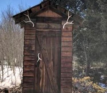 Ennis House | Trapper's Cabin on Firetower Ranch in Ennis, MT