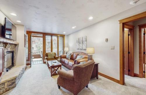 Steamboat Springs Apartment | Trappeurs Lodge 1206