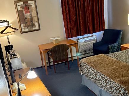 Watertown Hotel | Travel Inn Watertown