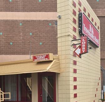 Las Vegas Strip Hotel | Travelsuites Hotel