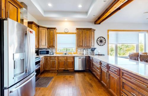 Table Rock House | Treetop View Sanctuary