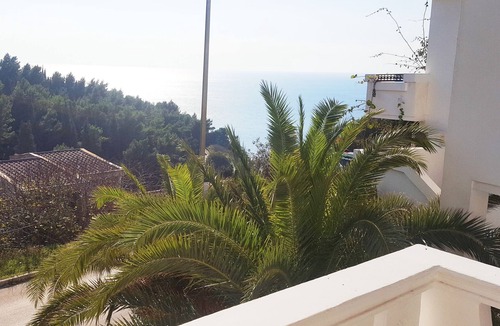 Ulcinj House | Triple studio apartment with sea view private balcony, kitchenette.