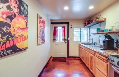 Tucson House | Tucson Casita w/Shared Swim Spa, Close to Hiking!