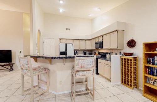 Casas Adobes House | Tucson National #8689