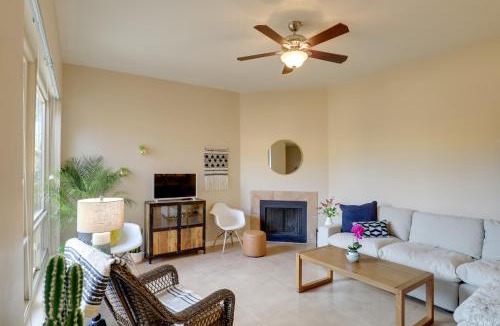 Tucson House | Tucson Townhome: 11 Mi to Dtwn - Long-Term Stays!