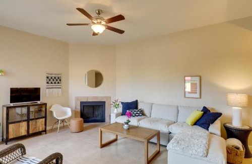 Tucson House | Tucson Townhome: 11 Mi to Dtwn - Long-Term Stays!