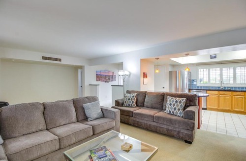 Northridge Estates House | Tucson Townhome w/Shared Pool in 55 + Community!