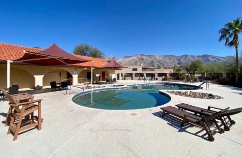 Catalina Del Rey House | Tucson Vacation Rental w/Patios & Pool Access!