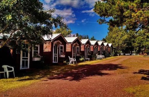 East Glacier Park Village Hotel | Two Medicine Inn and Resort