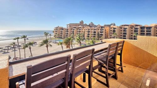 Puerto Penasco House | Two-Story 2-Bedroom Beachfront Penthouse at Princesa Resort - BeachBumCondos