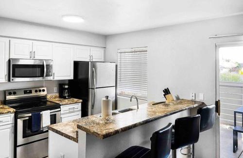 Tucson Apartment | Two Story 4 BR with Private Patio Views