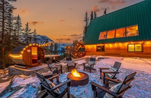 Alma House | Ultimate A-frame, 12 mi to Breckenridge, Mountain View with Sauna and Hottub