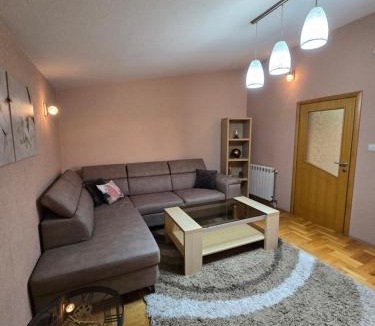 Burtaisi Apartment | UnaTea Suites
