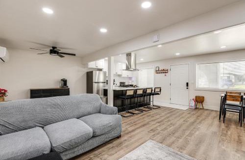 Tulare House | Under 1 Mi to Med Center! Stylish Home in Tulare