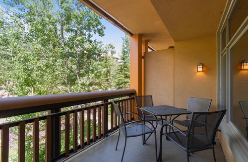 Park City House | Unequalled Ski in Out Location Next to Gondola, Superior 1BR, Pool, Condo Nast Winner B318