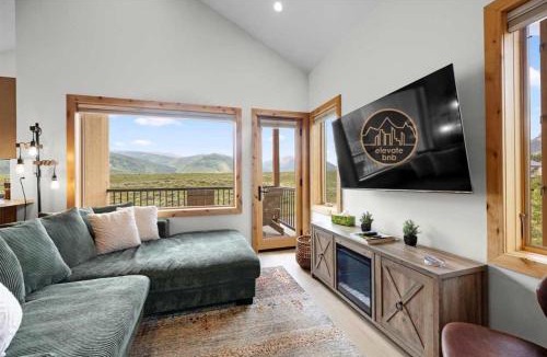 Crested Butte House | Unforgettable Mountain Escape plus Waffles