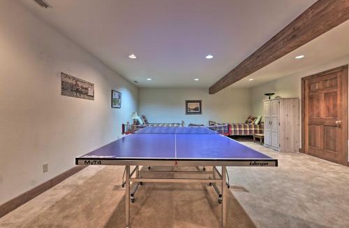 Sun Valley House | Unique Mountain Escape w/2 Decks < 2 Mi to Skiing