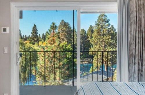 Bend House | Updated Condo with Deschutes River View