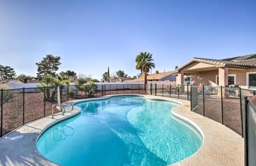Las Vegas House | Updated Las Vegas House: Patio & Solar Heated Pool