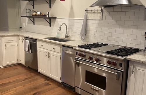 Highlands - Perkins House | Updated, modern home right next to LSU