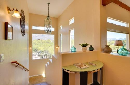 Tucson House | Updated Tucson Home w/Panoramic Mtn Views & Pool!