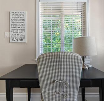 Midtown Sacramento Apartment | Upscale 1890s Historic Apartment