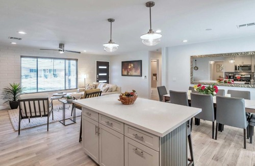 Peaceful Valley House | Upscale Getaway, Walk to Old Town Scottsdale!