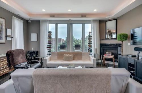 East Village House | Upscale Penthouse Private Balcony