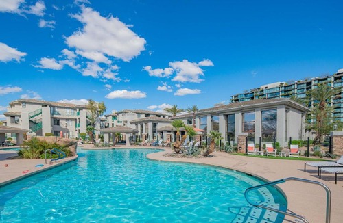 Central Scottsdale Apartment | Urban Cosmopolitan Suite Shopping District Upgraded