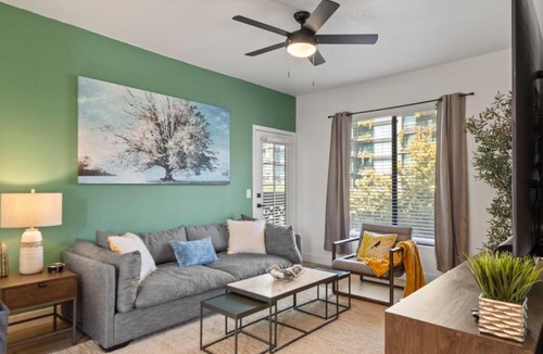 Central Scottsdale Apartment | Urban Cosmopolitan Suite Shopping District Upgraded