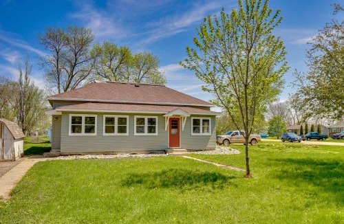 Aurora House | Vacation Rental Near South Dakota State University