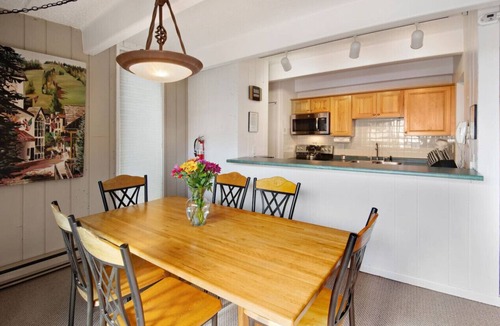 Vail Condo | Vail 2-bedroom condo with pool/hottub