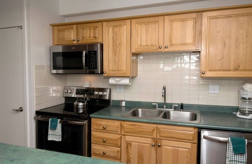 Vail Condo | Vail 2-bedroom condo with pool/hottub