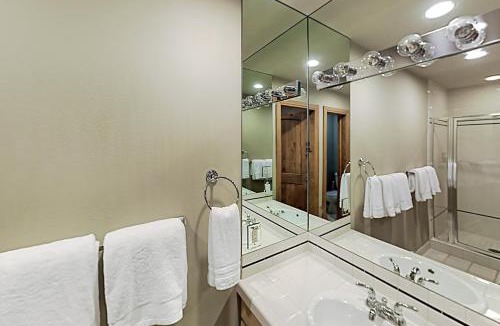 Vail House | Vail Golf Club 38