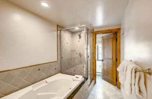 Vail Apartment | Vail Village Hotel Room With 2 Queens