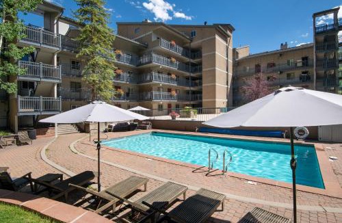 Vail Apartment | Vantage Point Condo 201