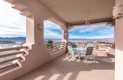 Lake Havasu City House | Vega Lane Breathtaking Panoramic Lake view