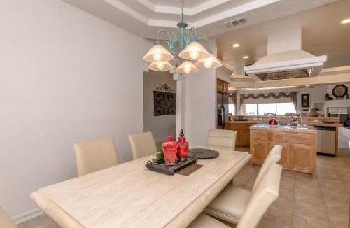 Lake Havasu City House | Vega Lane Breathtaking Panoramic Lake view