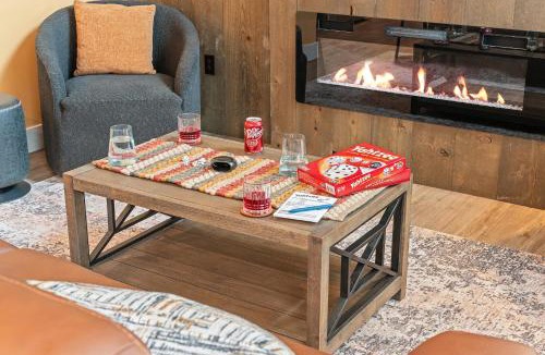 Driggs House | Vibrant Home with Hot Tub AC & 2 Car Garage