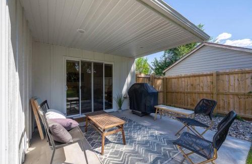 Rapid City House | Vienna's Modern Retreat
