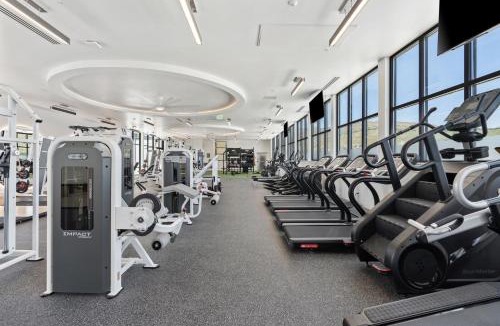 Downtown Salt Lake City Apartment | VIEWS! Capitol! Year round POOL Spa Gym Bowling!