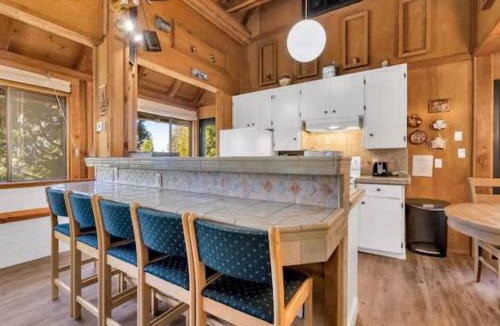 Yosemite West House | Views inside Yosemite-Timber Lodge-Sleeps 6